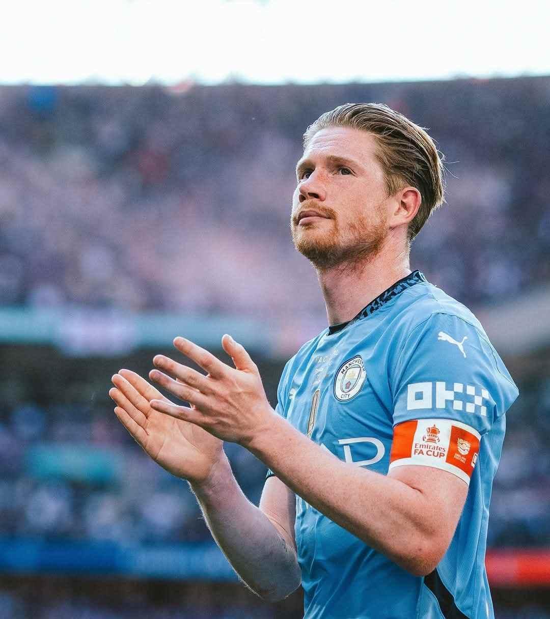 德布劳内回归赛场，问鼎冠军首场状态亮眼，巴黎圣日耳曼观众沸腾！的简单介绍